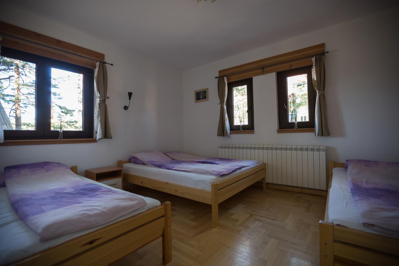 Vila Plamenac Divčibare Buitenkant foto